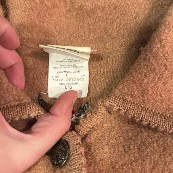 Vintage Cityscape 100% Wool Cream Floral Embroidered Jacket Size Large - Picture 4 of 14